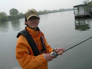 20090416060418_1.jpg 20090416060418_1.jpg